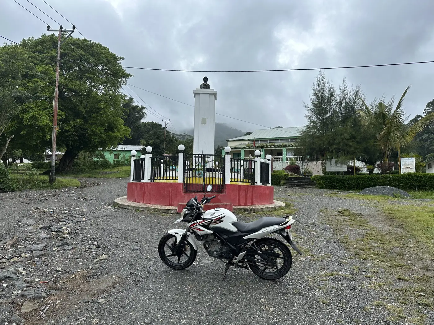 Timor-Leste – Laclubar (video)