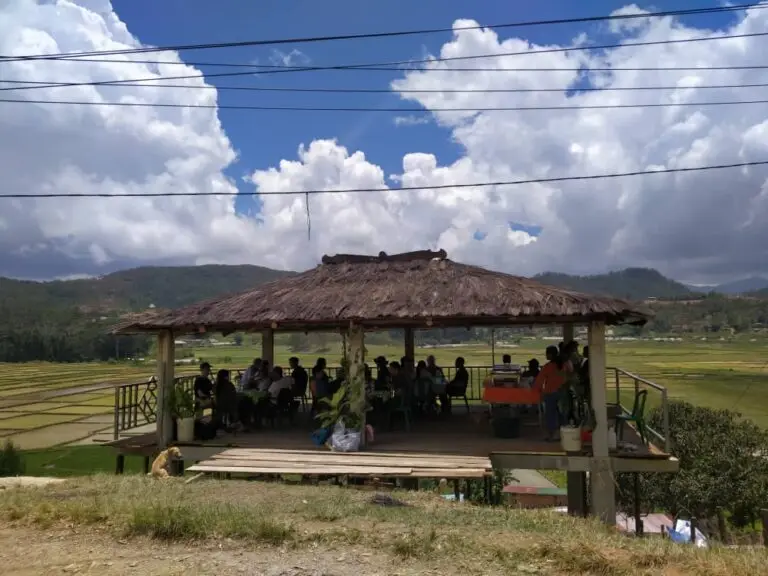 The cafe in full swing — Timor-Leste.